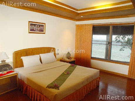 Phi Phi Natural Resort 2